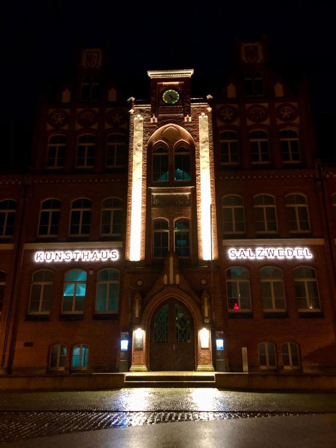 Apartment Kirschti Salzwedel Bagian luar foto